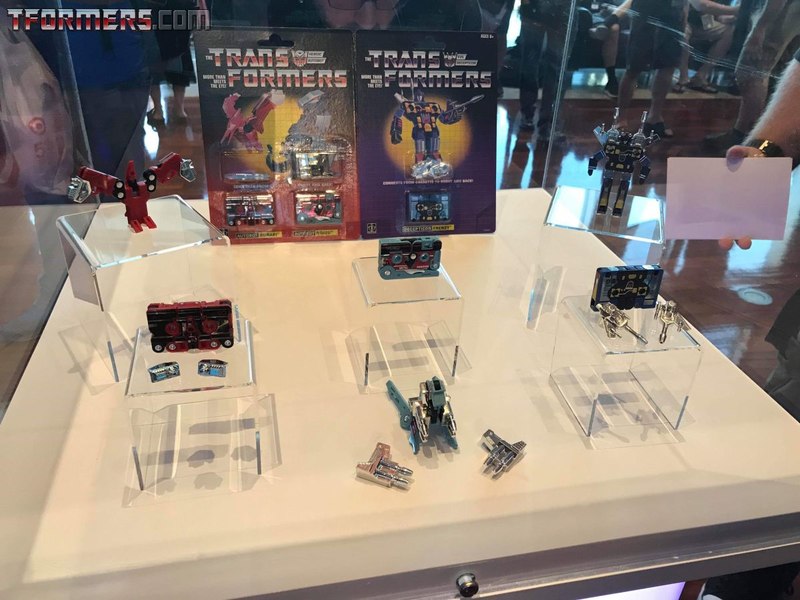 Sdcc 2019 Hasbro Pulse Party Gurafi Noizu And Frenzy Mini Cassettes 3 Pack Images  (1 of 2)